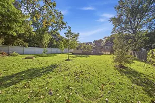 810 Wheeler St, Woodstock, IL 60098 - Photo 45