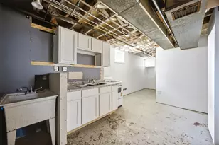 810 Wheeler St, Woodstock, IL 60098 - Photo 23