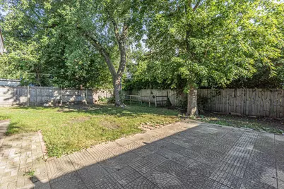63 W Manchester Drive, Wheeling, IL 60090 - Photo 15