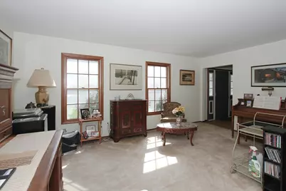 586 Liberty Avenue, South Elgin, IL 60177 - Photo 3