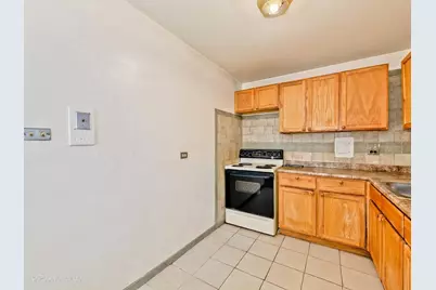 6300 N Sheridan Road #204, Chicago, IL 60660 - Photo 9