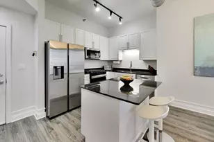 901 W Madison St, Chicago, IL 60607 - Photo 9