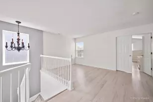 1040 Key Largo Dr, Romeoville, IL 60446 - Photo 9