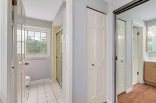 2S663 Ave Normandy E, Oak Brook, IL 60523 - Photo 17