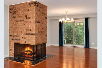 2S663 Avenue Normandy East, Oak Brook, IL 60523 - Photo 7