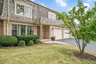 2S663 Ave Normandy E, Oak Brook, IL 60523 - Photo 1