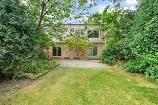 2S663 Ave Normandy E, Oak Brook, IL 60523 - Photo 27