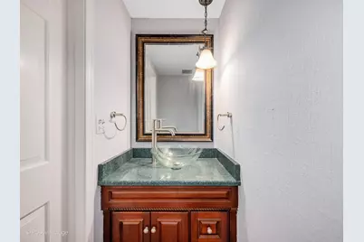 2S663 Avenue Normandy East, Oak Brook, IL 60523 - Photo 13