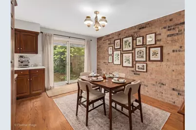 2S663 Avenue Normandy East, Oak Brook, IL 60523 - Photo 9