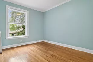 1057 W Berwyn Ave, Chicago, IL 60640 - Photo 15