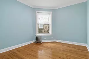 1057 W Berwyn Ave, Chicago, IL 60640 - Photo 17