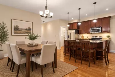 1057 W Berwyn Avenue #3, Chicago, IL 60640 - Photo 7