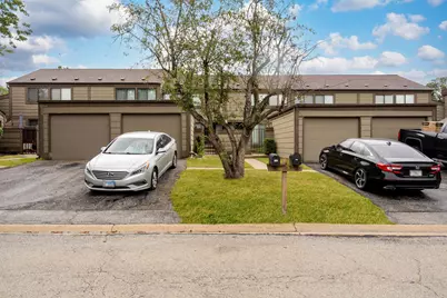 175 Aberdeen Court, Geneva, IL 60134 - Photo 1