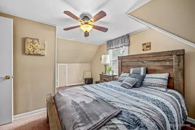 249 W Butterfield Road, Elmhurst, IL 60126 - Photo 21