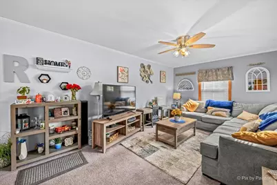 249 W Butterfield Road, Elmhurst, IL 60126 - Photo 3