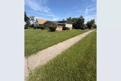 16767 Sunset Ridge Drive, Country Club Hills, IL 60478 - Photo 17