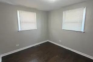 16767 Sunset Ridge Dr, Country Club Hills, IL 60478 - Photo 9
