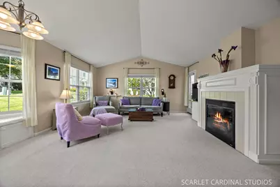 323 Capitol Drive #A, Sugar Grove, IL 60554 - Photo 3