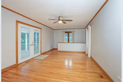 0S364 Jefferson Street, Winfield, IL 60190 - Photo 9
