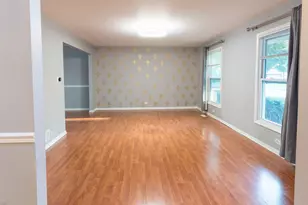 901 Providence Ln, Buffalo Grove, IL 60089 - Photo 21