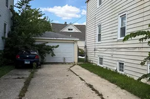 1030 N Mason Ave, Chicago, IL 60651 - Photo 3
