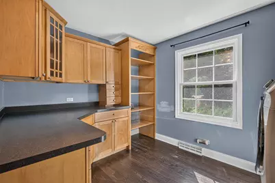 875 Sterling Road, Inverness, IL 60067 - Photo 11