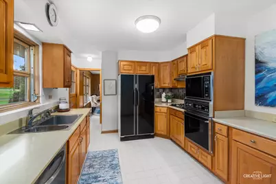 22W126 Buena Vista Drive, Glen Ellyn, IL 60137 - Photo 11
