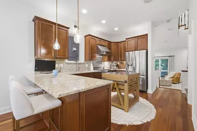 952 N Racine Avenue, Chicago, IL 60642 - Photo 5