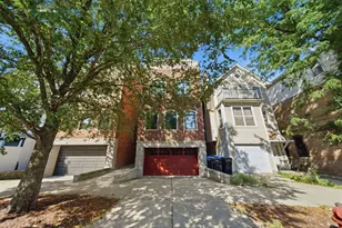 952 N Racine Ave, Chicago, IL 60642 - Photo 1