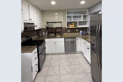 2355 Coach and Surrey Lane, Aurora, IL 60506 - Photo 5
