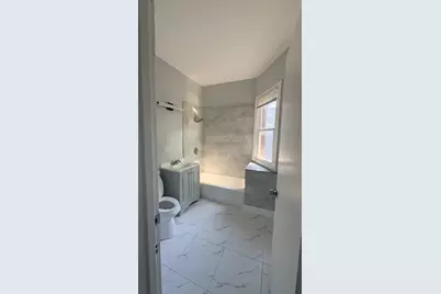 8211 S Escanaba Avenue #2, Chicago, IL 60617 - Photo 11
