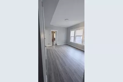 8211 S Escanaba Avenue #2, Chicago, IL 60617 - Photo 25