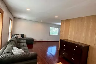 102 Adair Ct, Vernon Hills, IL 60061 - Photo 3