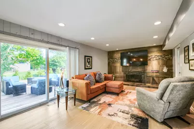 4511 Crab Orchard Drive, Hoffman Estates, IL 60192 - Photo 17