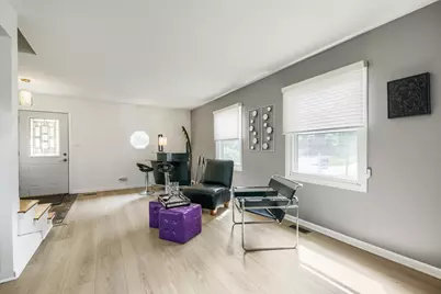 4511 Crab Orchard Drive, Hoffman Estates, IL 60192 - Photo 3