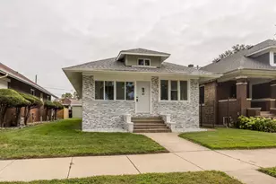 7617 S Crandon Ave, Chicago, IL 60649 - Photo 3