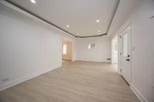 7617 S Crandon Ave, Chicago, IL 60649 - Photo 5