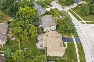 2440 Rio Grande Cir, Naperville, IL 60565 - Photo 5