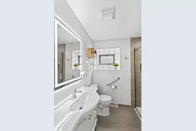 9528 S Manistee Avenue, Chicago, IL 60617 - Photo 17