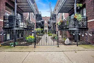 1133 W Grace St, Chicago, IL 60613 - Photo 1