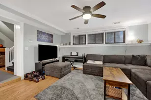 1133 W Grace St, Chicago, IL 60613 - Photo 7
