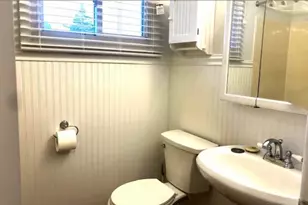 474 E Vallette St, Elmhurst, IL 60126 - Photo 9