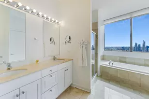 420 E Waterside Dr, Chicago, IL 60601 - Photo 25