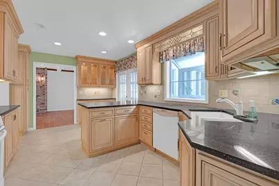 1136 Chateaugay Avenue, Naperville, IL 60540 - Photo 11