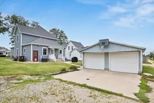 1118 10th Ave, Fulton, IL 61252 - Photo 3