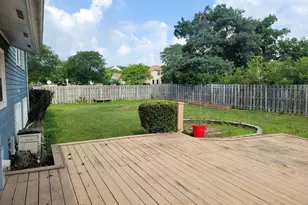 4112 Crimson Dr, Hoffman Estates, IL 60192 - Photo 19
