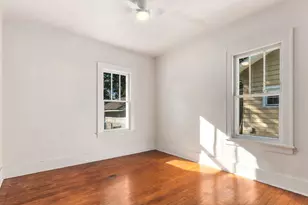 121 S Fordham Ave, Aurora, IL 60506 - Photo 13