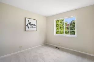 18153 W Banbury Dr, Gurnee, IL 60031 - Photo 21