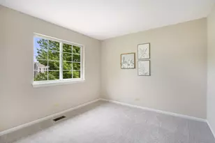 18153 W Banbury Dr, Gurnee, IL 60031 - Photo 23