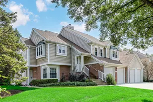 353 Covington Terrace, Buffalo Grove, IL 60089 - Photo 3